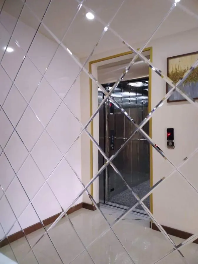 Luxin Hotell Tbilisi