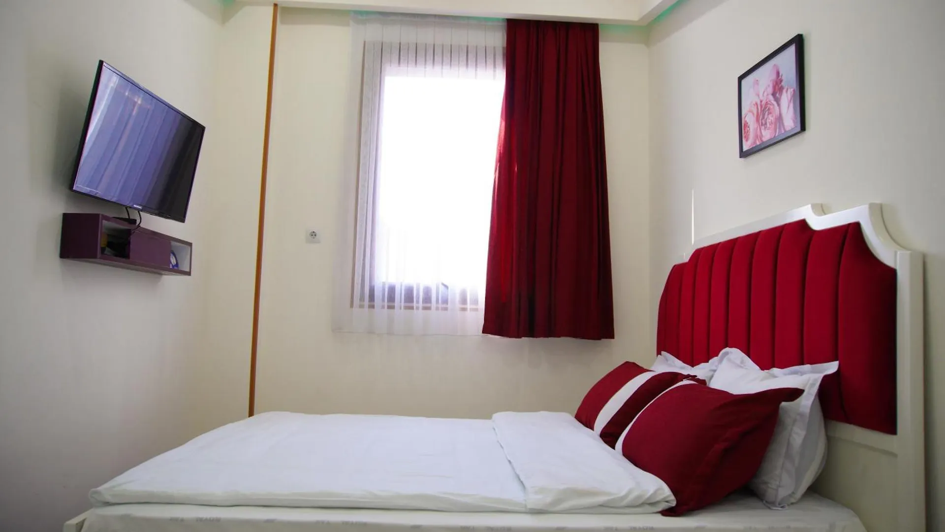 Luxin Hotell Tbilisi