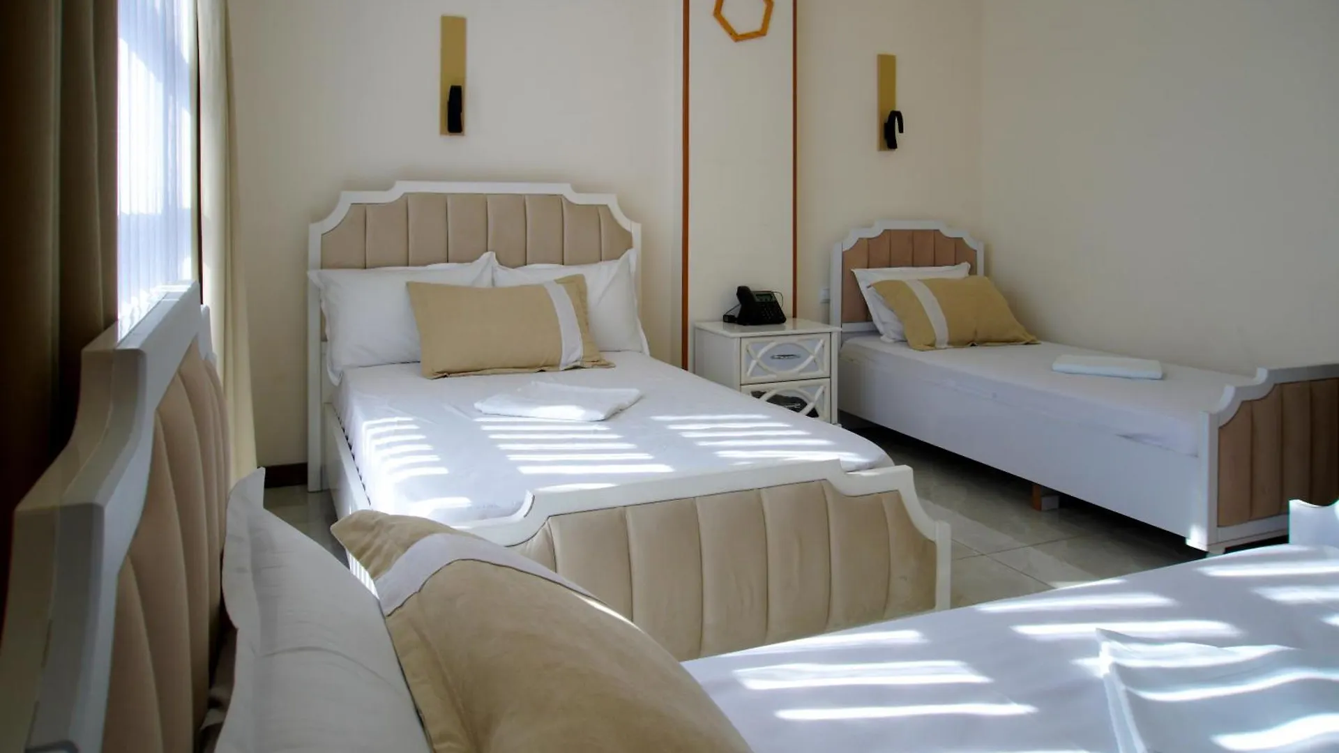 Luxin Hotel Tbilisi 4*,